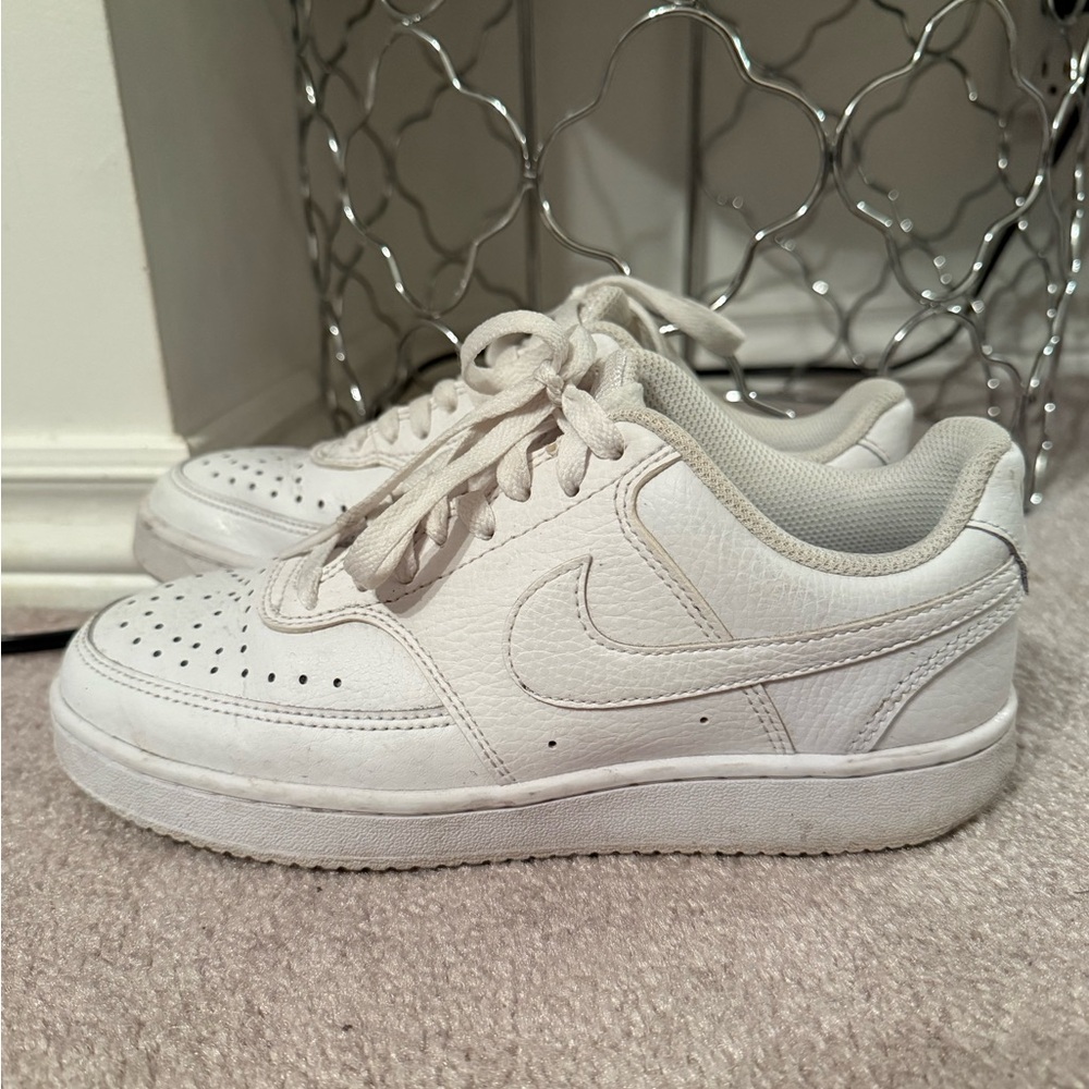 Womens nike court vision low